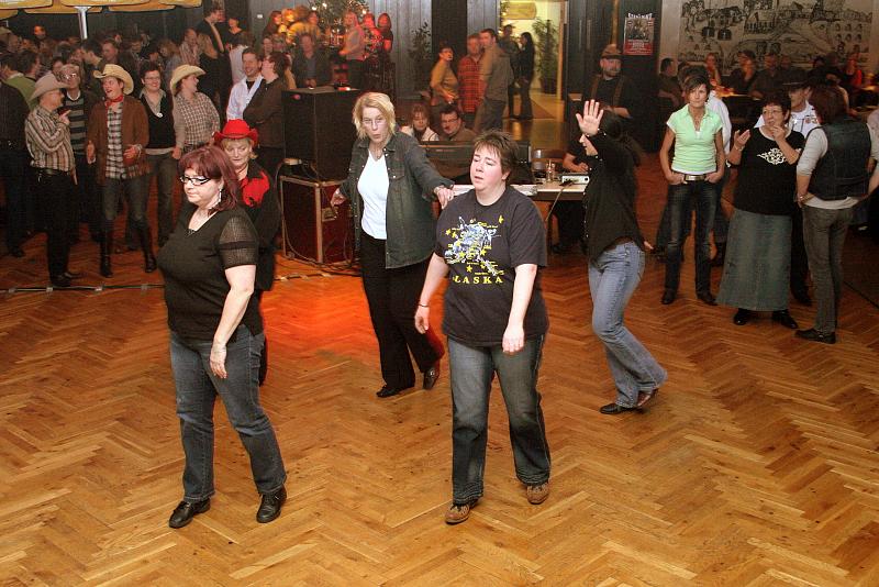 2148894672_21ef306b35_o